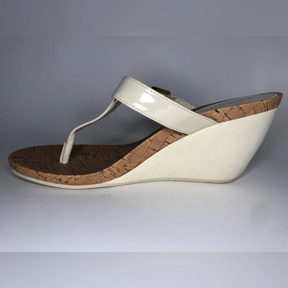 Ralph Lauren Cream Patent Leather T Strap Open Toe Wedge Sandal Size 10B